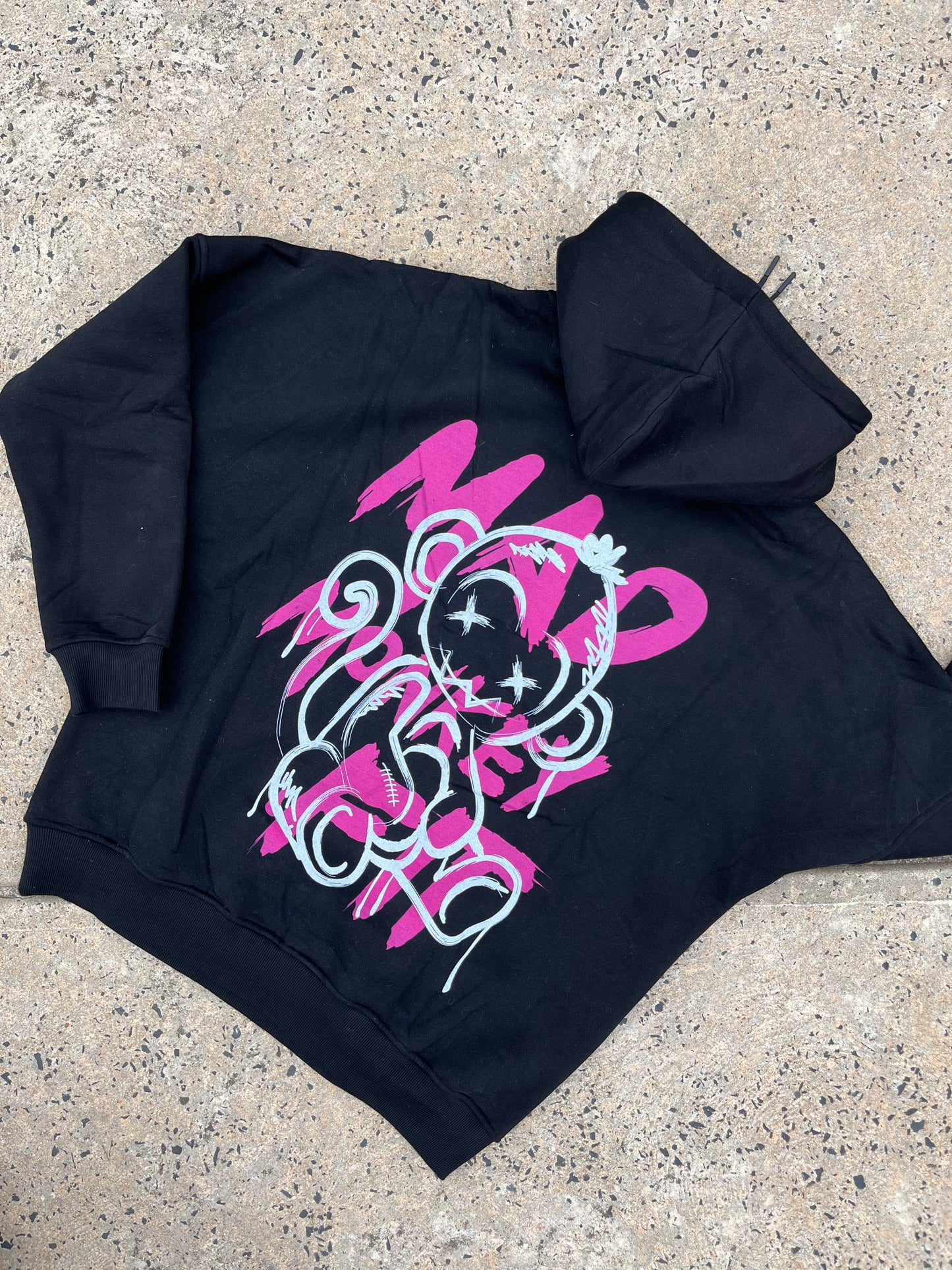 GRAPHIC HOODIE