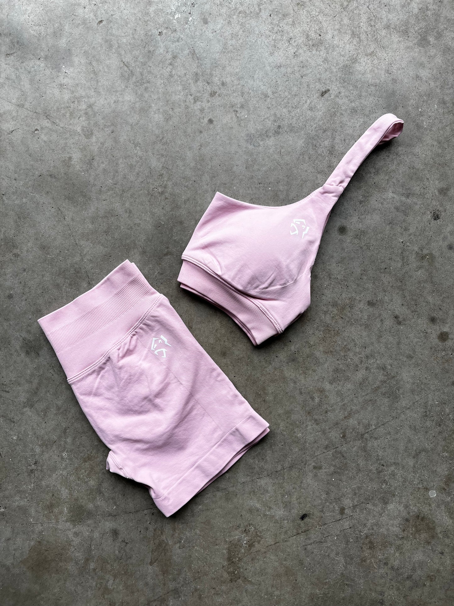 OASIS HALTER - GUAVA