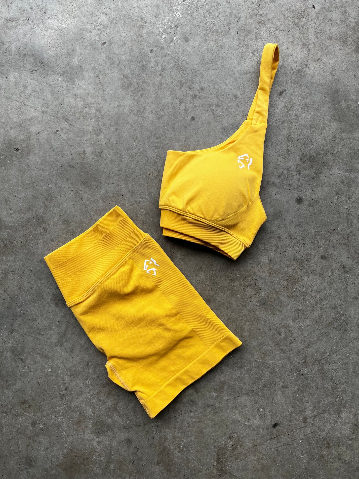 OASIS HALTER - MANGO