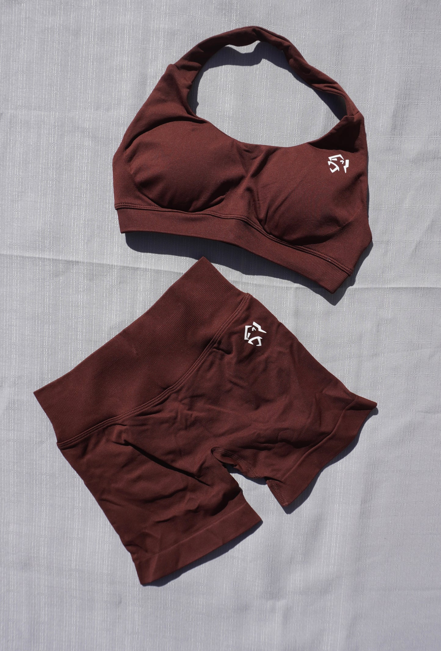 OASIS SEAMLESS SCRUNCH SHORTS - MOCHA