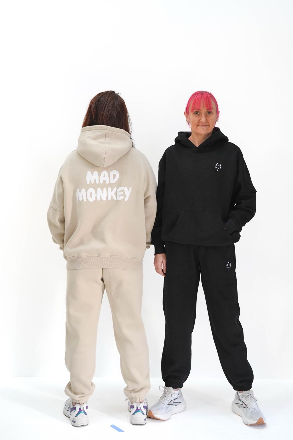 OVERSIZED HOODIE