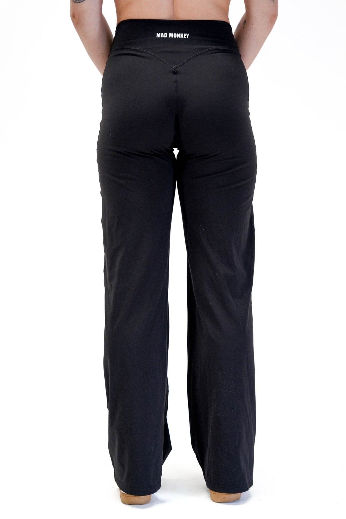 PERFORM STRAIGHT LEG PANTS