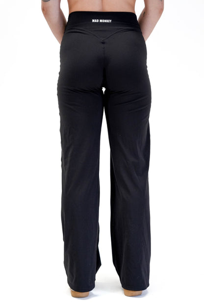 PERFORM STRAIGHT LEG PANTS