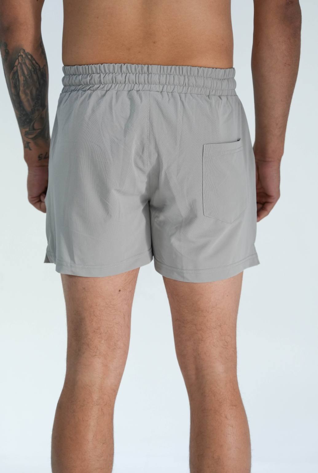 MENS PERFORMANCE SHORTS - GREY